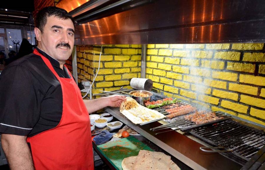 EKREM USTA ADANA SOFRASI TALAS  ŞUBESİNDEN RAMAZANA ÖZEL MENÜ