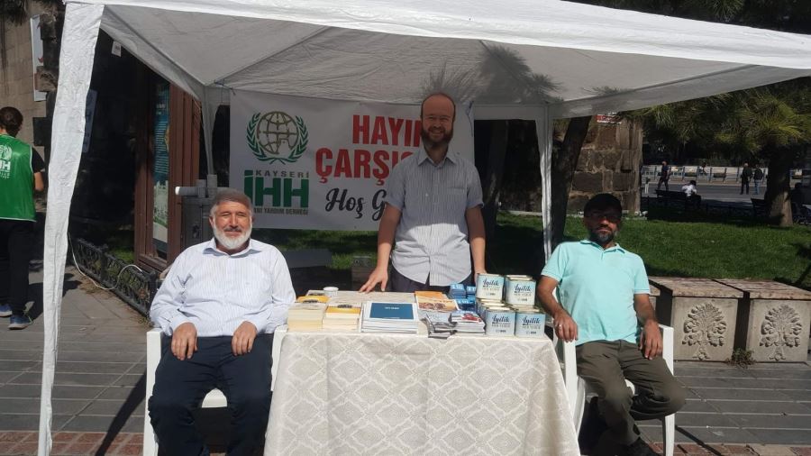 İHH KERMES AÇTI