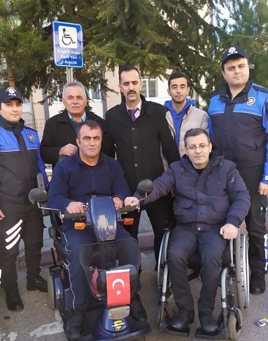 KARABÖRÜK’ÜN ENGELLİLERE AKÜLÜ ARAÇ DESTEĞİ SÜRÜYOR