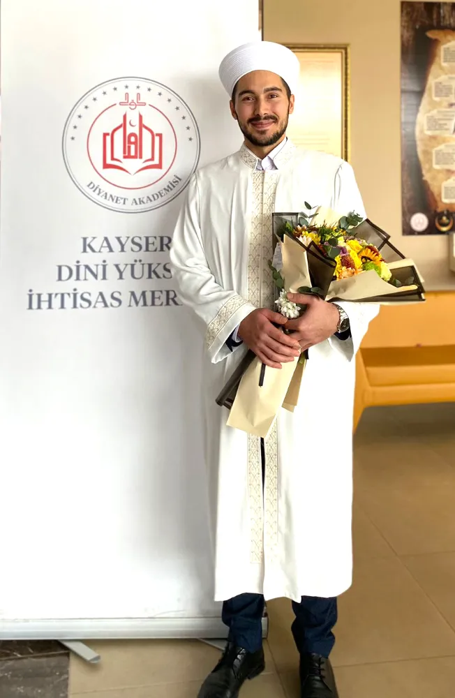 KAYSERİ DİYANET AKADEMİSİ 1.DÖNEM MEZUNLARINI VERDİ