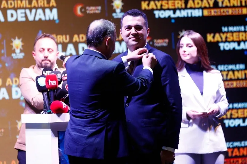 HASAN SAMİ ÖZVARİNLİ, AĞIRALİOĞLU’NUN ANAHTAR PARTİSİNE GEÇTİ