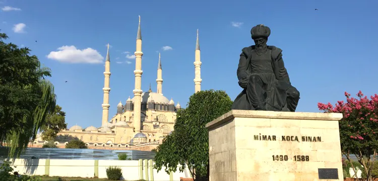 MİMAR SİNAN 436. ÖLÜM YIL DÖNÜMÜNDE ANILIYOR