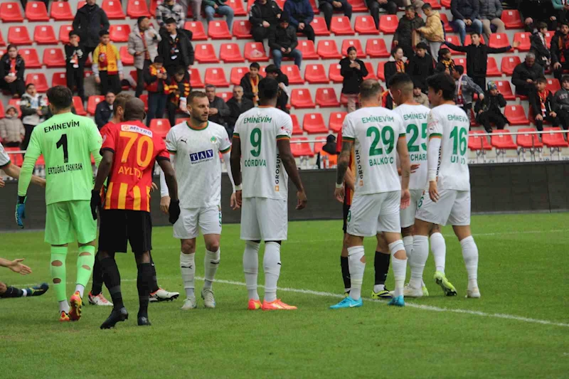 Trendyol Süper Lig: Kayserispor: 0 - Alanyaspor: 0 (Maç devam ediyor)
