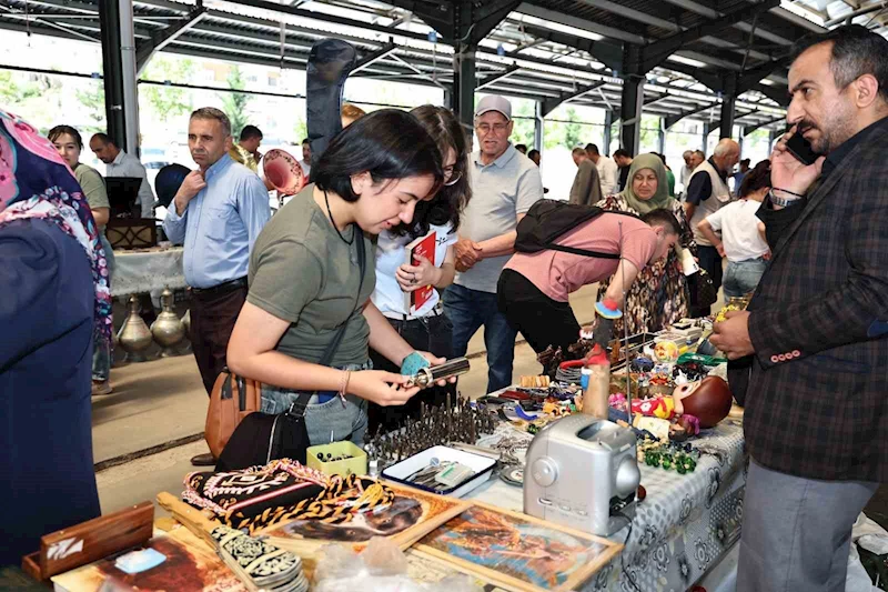 Antika Pazarı da Mevlana Pazar yerine taşınıyor
