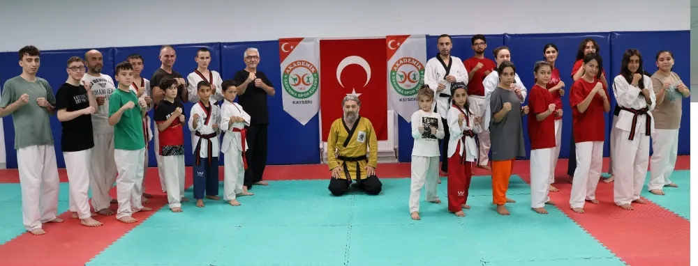 AKADEMİK TAEKWONDO&SPOR İLE TOPLUMUN SAĞLIK, SOSYAL VE PSİKOLOJİK GELİŞİMİNE KATKI SAĞLANIYOR