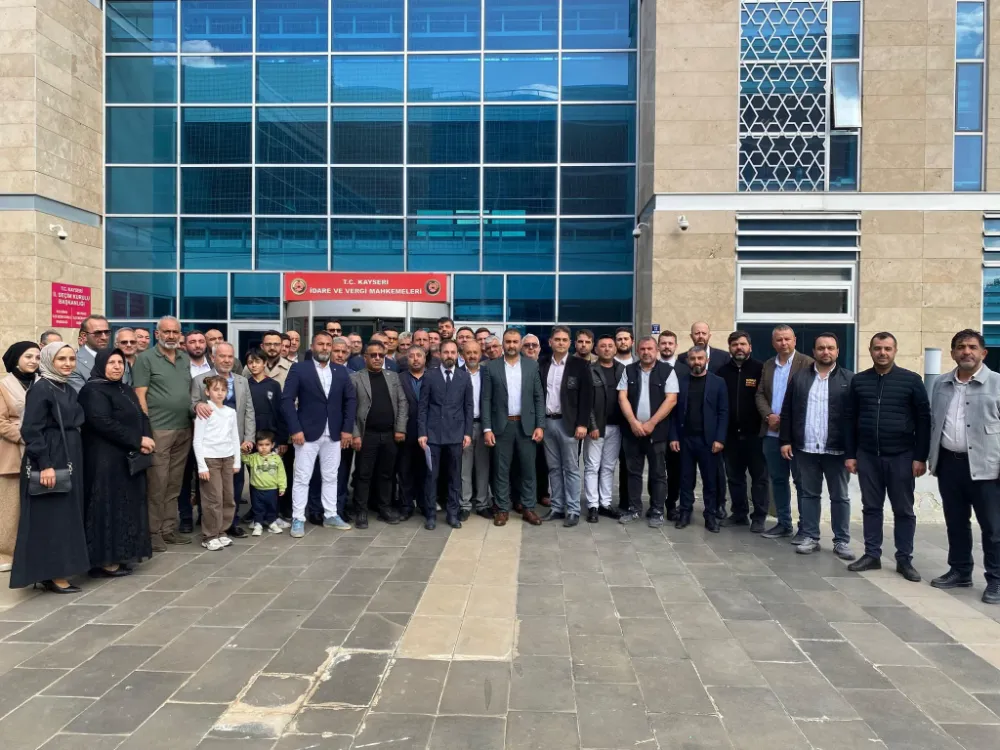 YRP İL BAŞKANLIĞINA SEÇİLEN ALİ ÖZCAN MAZBATASINI ALDI