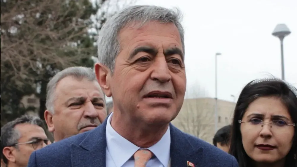 YÜCEL; 