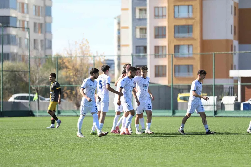 Kayseri Atletikspor ilk mağlubiyetini aldı
