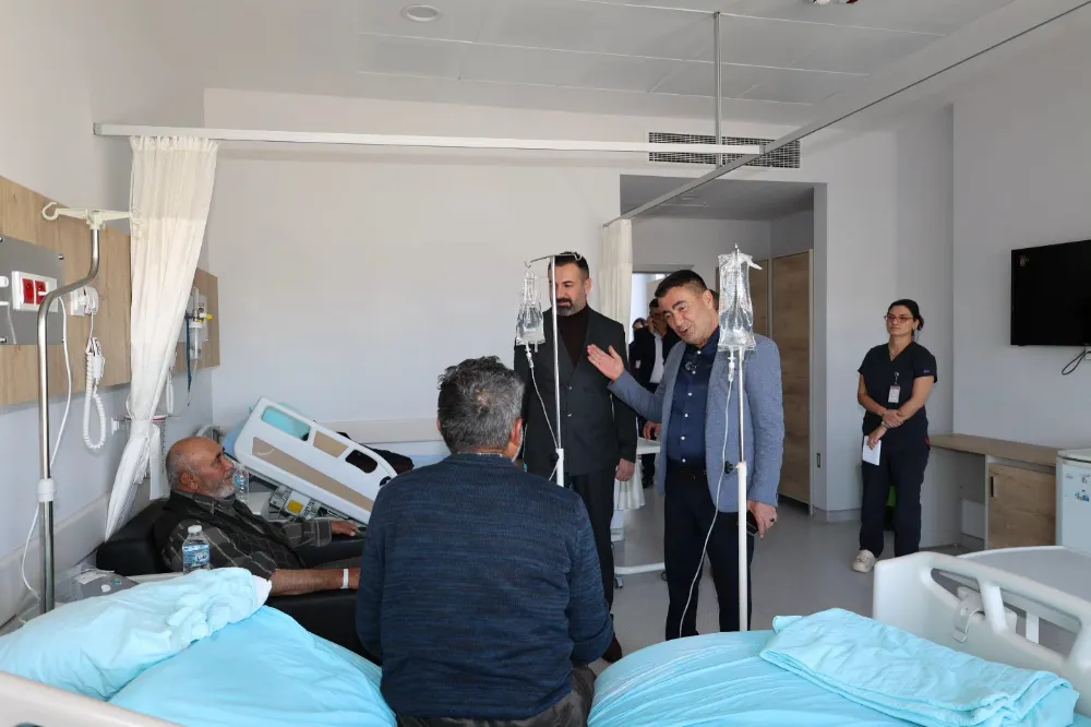 BAŞKAN METİN, TEDAVİ GÖREN HASTALARI ZİYARET ETTİ