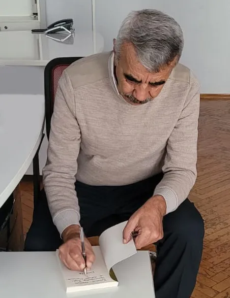 AYATA’NIN YAZDIĞI ‘YADİGâR’ OKUYUCULARLA BULUŞTU