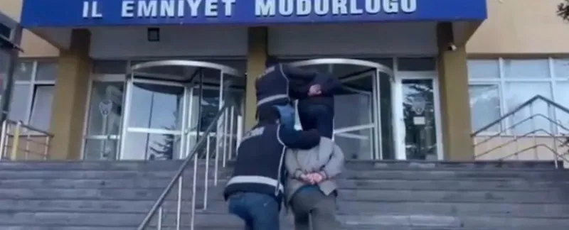 Kayseri polisinden ’sahte plaka’ operasyonu: 2 gözaltı
