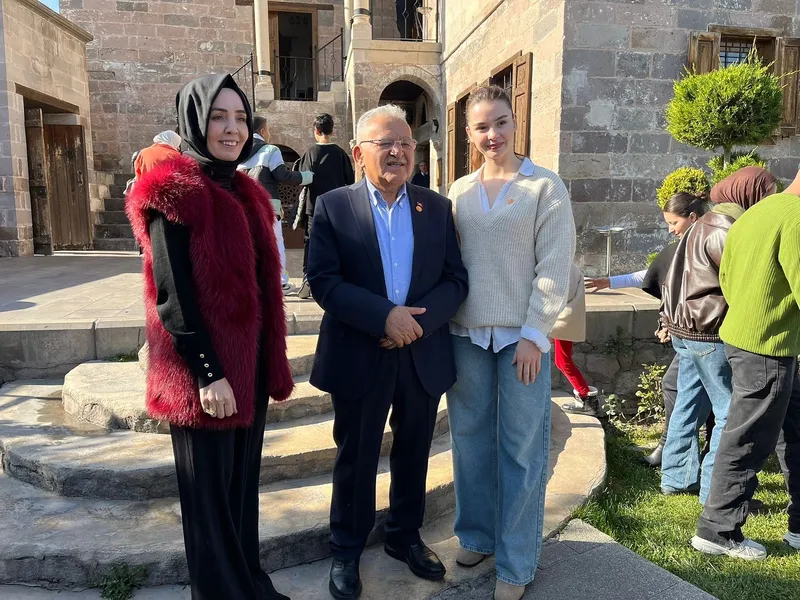 Başkan Büyükkılıç’tan anlamlı buluşma
