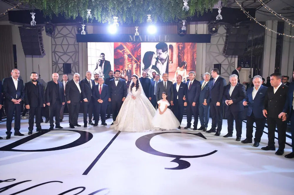 ÇAĞATAY&DİLA ÇİFTİ DÜNYA EVİNE GİRDİ 