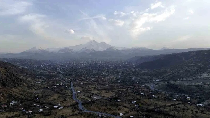 Erciyes’in eteklerinde sonbahar güzelliği
