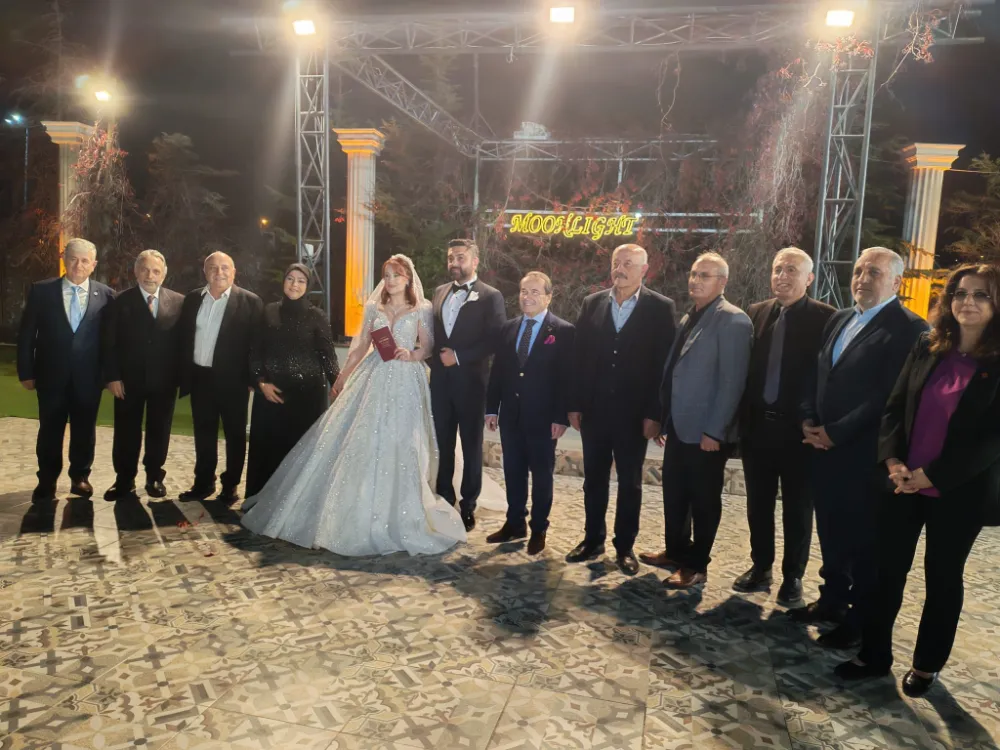 ÖZER VE YILMAZER AİLELERİNİN MUTLU GÜNÜ