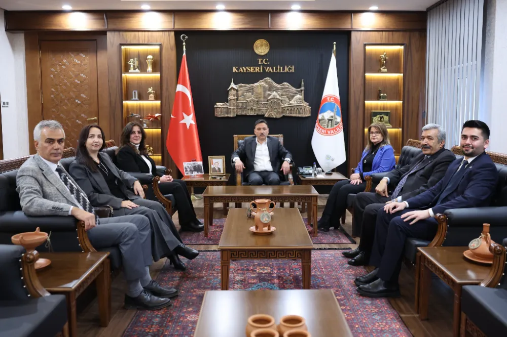 ÖZER’DEN MİTİNG ÖNCESİ VALİ VE EMNİYET MÜDÜRÜNE ZİYARET