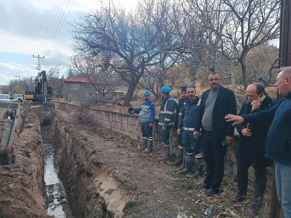 KARAÖZÜ MAHALLESİNİN ALT YAPISI DEĞİŞİYOR