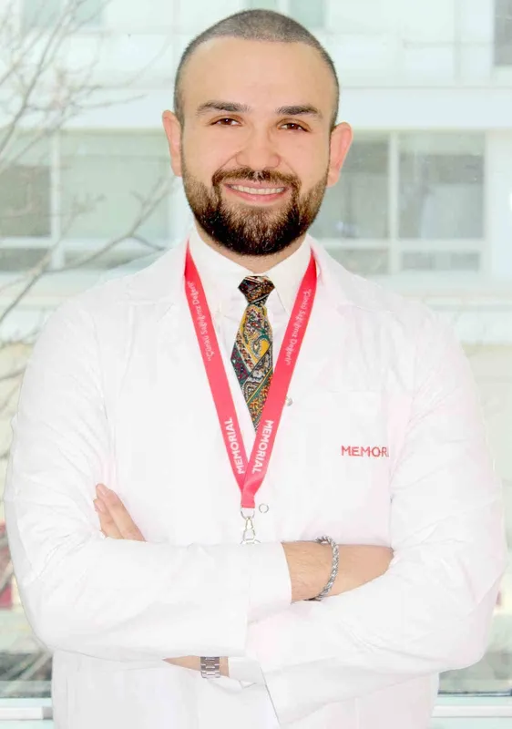 Altın iğneyle daha canlı bir cilde sahip olabilirsiniz
