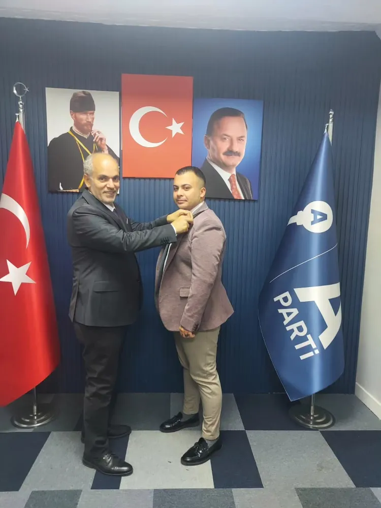 DEVA’DAN İSTİFA EDEN BEKİR ULU ANAHTAR PARTİ