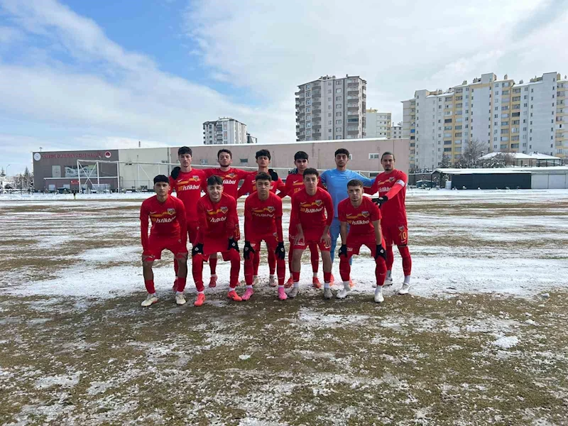 Kayserispor U19 evinde 4-0 kazandı
