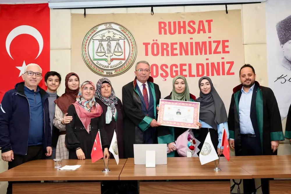 GÖKÇEK AİLESİNİN GURUR TABLOSU