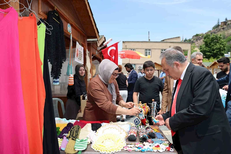 Talas’ta bu Pazar Ramazan’ın ilk Maharetli Eller’i
