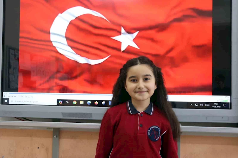 Ela’nın İstiklal Marşı sevgisi Türkiye birinciliği getirdi
