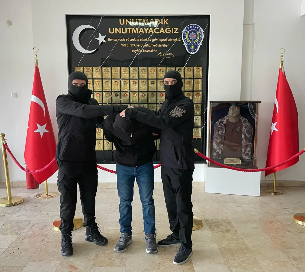 EMNİYETTEN FETÖ OPERASYONU