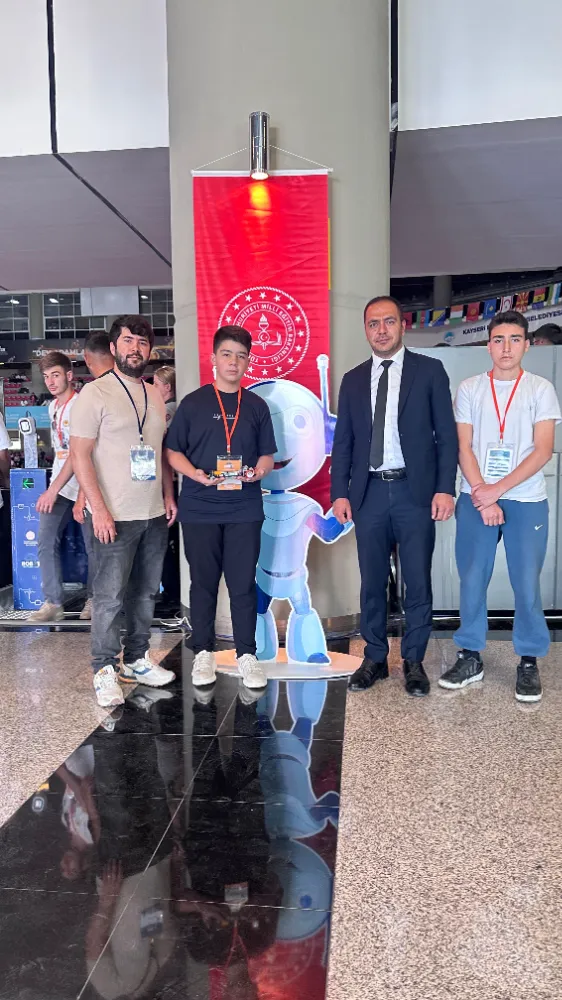 KAYMAKAM AĞAR’DAN ÖĞRENCİLERE TAM DESTEK