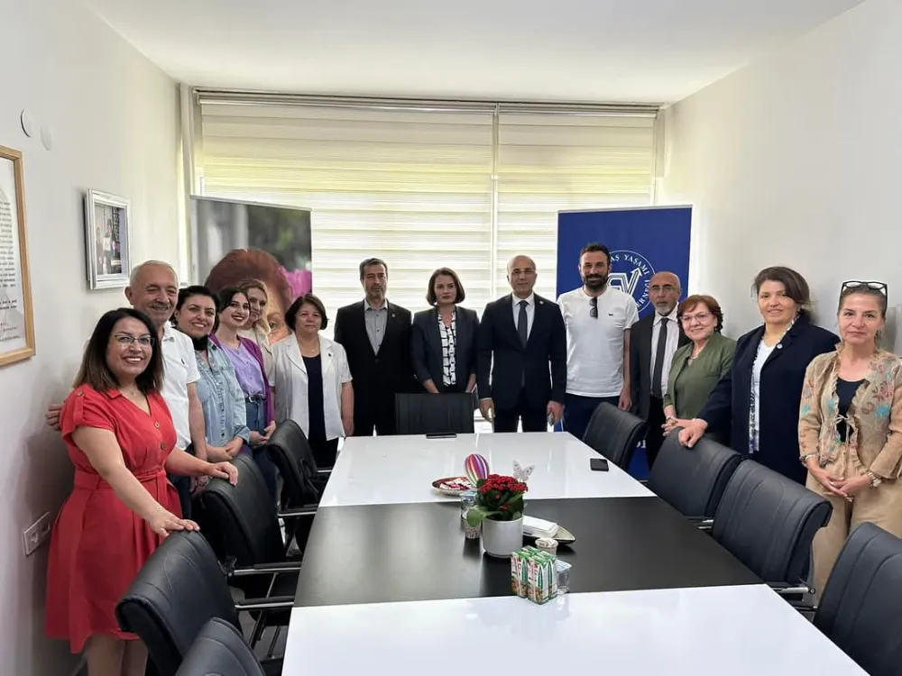 CHP’LİLERDEN ADD VE ÇYDD’YE HAYIRLI OLSUN ZİYARETİ