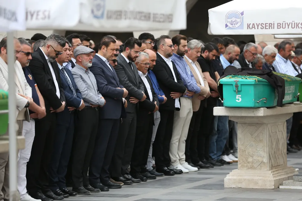 AK PARTİ AİLESİNİN ACI GÜNÜ