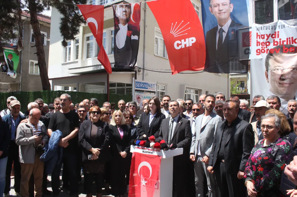 CHP İL VE İLÇE TEŞKİLATLARI GENEL BAŞKANLARI ÖZGÜR ÖZEL’E YAPILAN SALDIRIYI KINADI