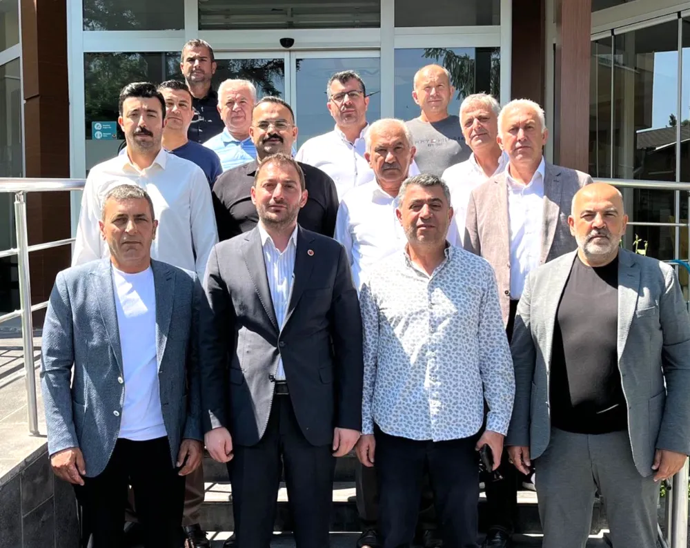 KALIN, TÜRK-İŞ’E BAĞLI SENDİKA BAŞKANLARIYLA BİR ARAYA GELDİ