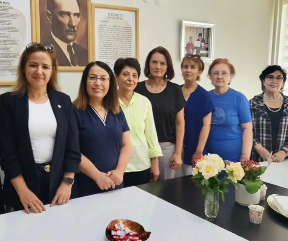 İYİ PARTİ KADIN KOLLARINDAN ÇYDD