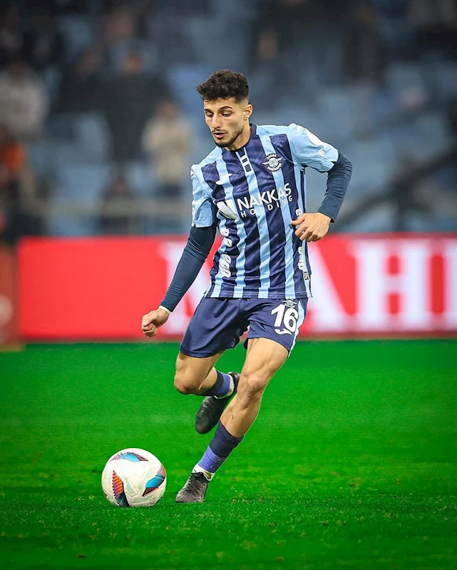 İzzet Çelik, Kayserispor’da
