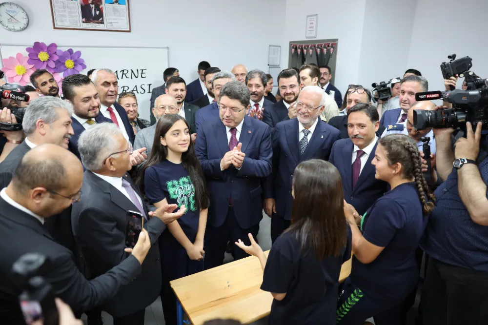 BELEDİYE BAŞKANI OLMAK İSTEYEN ÖĞRENCİYE ELİTAŞ’TAN İLGİNÇ UYARI