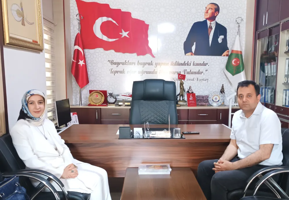 İŞ-KUR MÜDÜRÜ AK’TAN ŞEHİTLER DERNEĞİNE ZİYARET