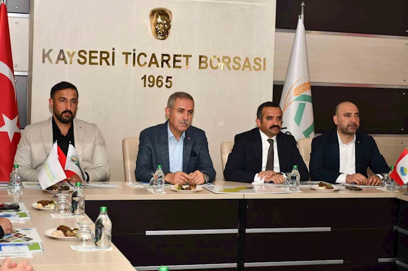 Sivas heyeti, Türkiye’nin yeni nesil tarım modelini yerinde inceledi

