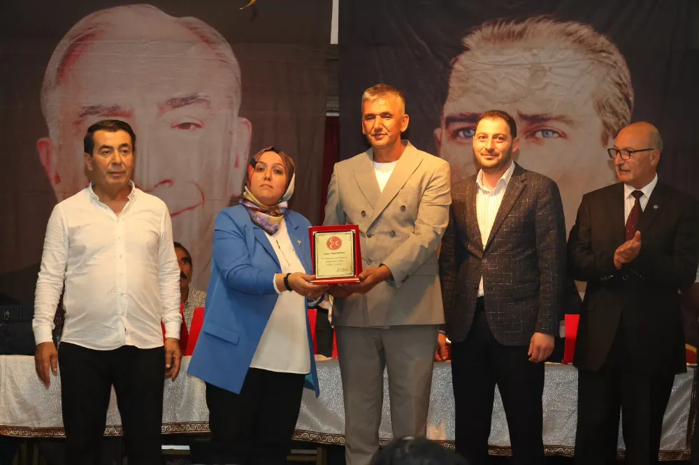 MHP BÜNYAN’DA DEVİR TESLİM TÖRENİ YAPTI