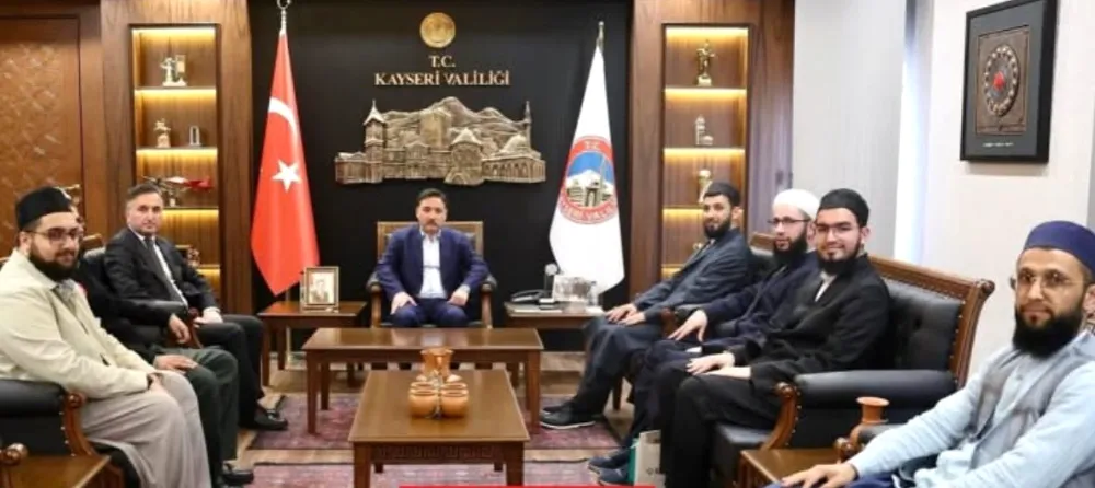 İSMAİLAĞA CEMAATİNDEN VALİ ÇİÇEK’E ZİYARET