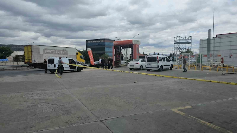 Kayseri’de silahlı, bıçaklı, palalı kavga: 2 yaralı
