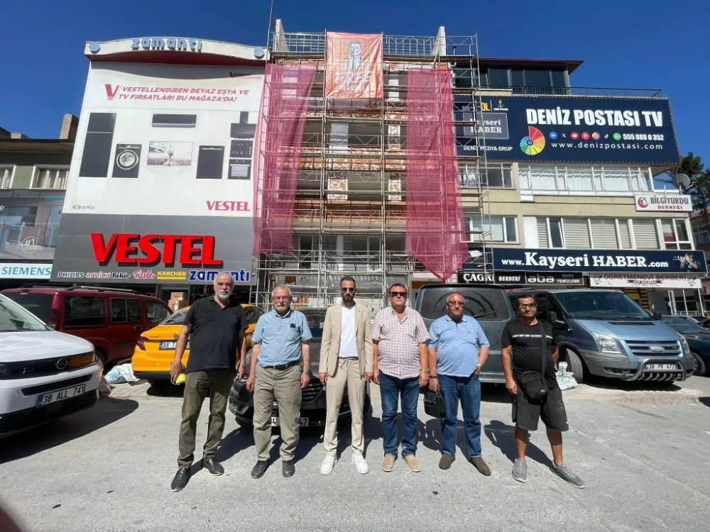 İMAMOĞLU’NUN POSTERİNİ ASTILAR