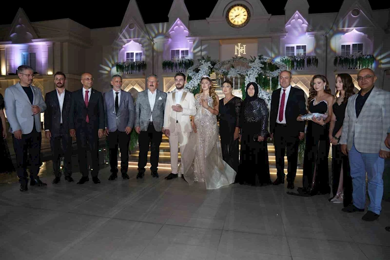 Gazeteci Azim Deniz’in mutlu günü
