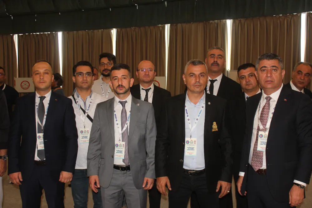 TÜRK-İŞ’E BAĞLI KOOP-İŞ GENEL KURUL YAPTI. İDRİS GÜVEN YENİDEN BAŞKAN SEÇİLDİ