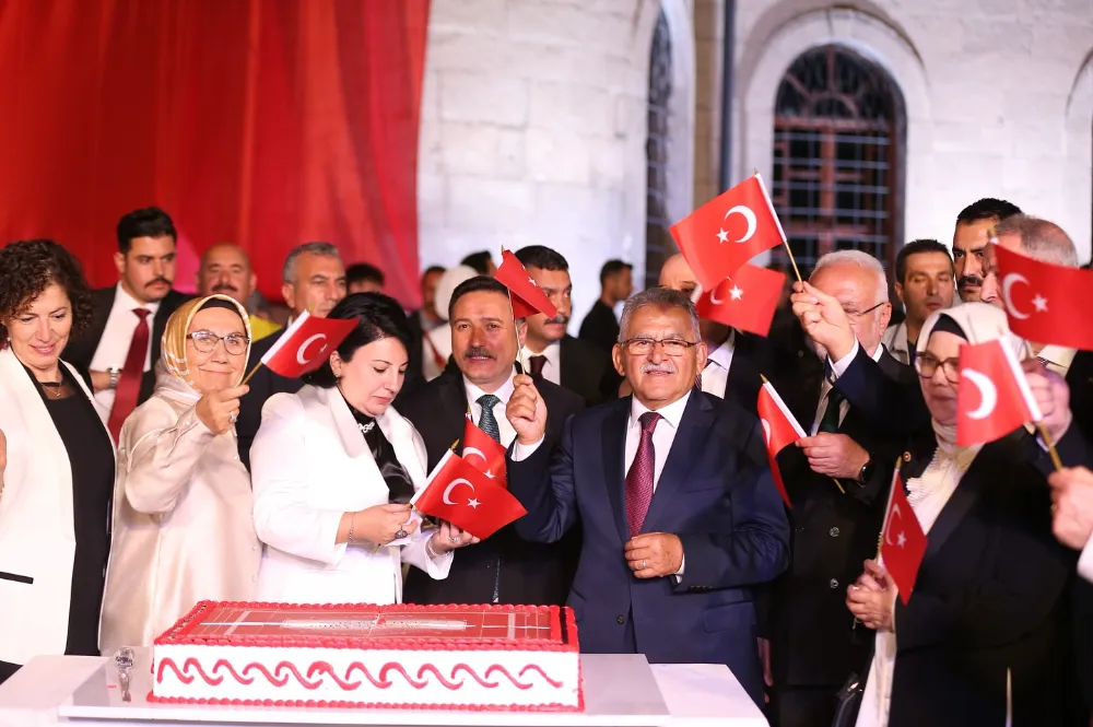 TARİHİ LİSESEDE 30 AĞUSTOS RESEPSİYONU