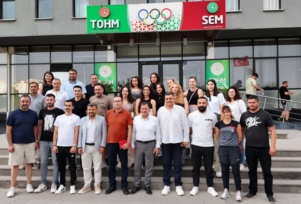 VOLEYBOL ALT YAPI TAKIMLARI İÇİN DEV HAMLE