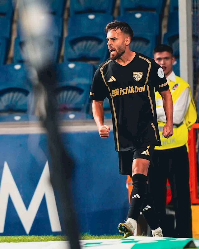Kayserispor’un yeni kaptanı Miguel Cardoso oldu
